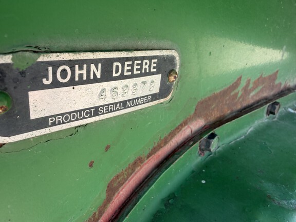 1983 John Deere 843 (5th thumbnail)