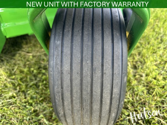 Photo of 2025 John Deere Z955M