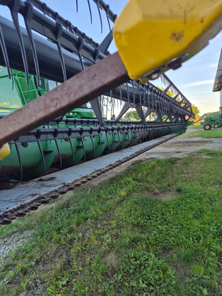 Photo of 2012 John Deere 635F