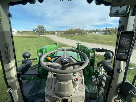 Used 2022 John Deere 6175M Row Crop Tractors at Horizon Ag & Turf in Warburg, AB - Photo6
