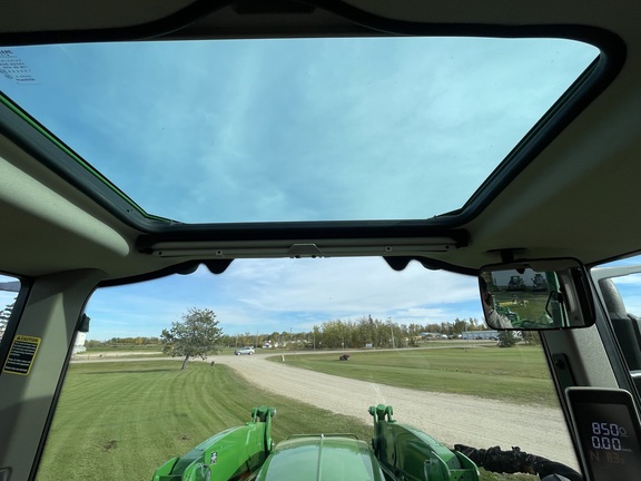 Used 2022 John Deere 6175M Row Crop Tractors at Horizon Ag & Turf in Warburg, AB - Photo7