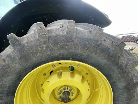 Used 2022 John Deere 6175M Row Crop Tractors at Horizon Ag & Turf in Warburg, AB - Photo10