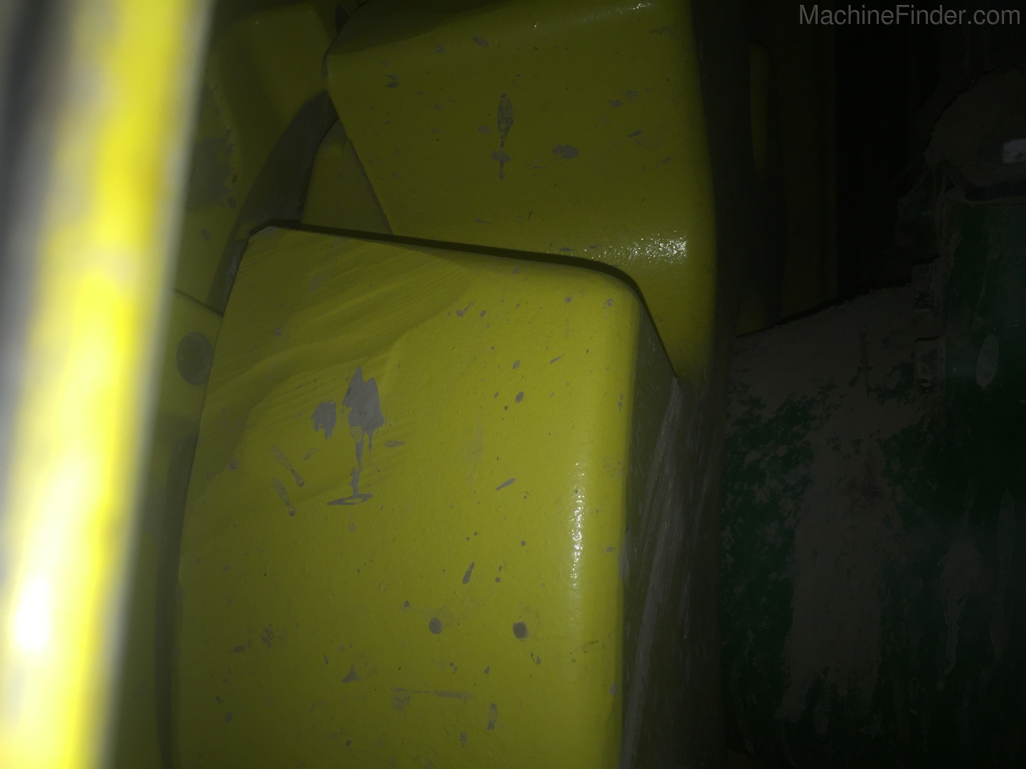 2016 John Deere 8370R Image 15