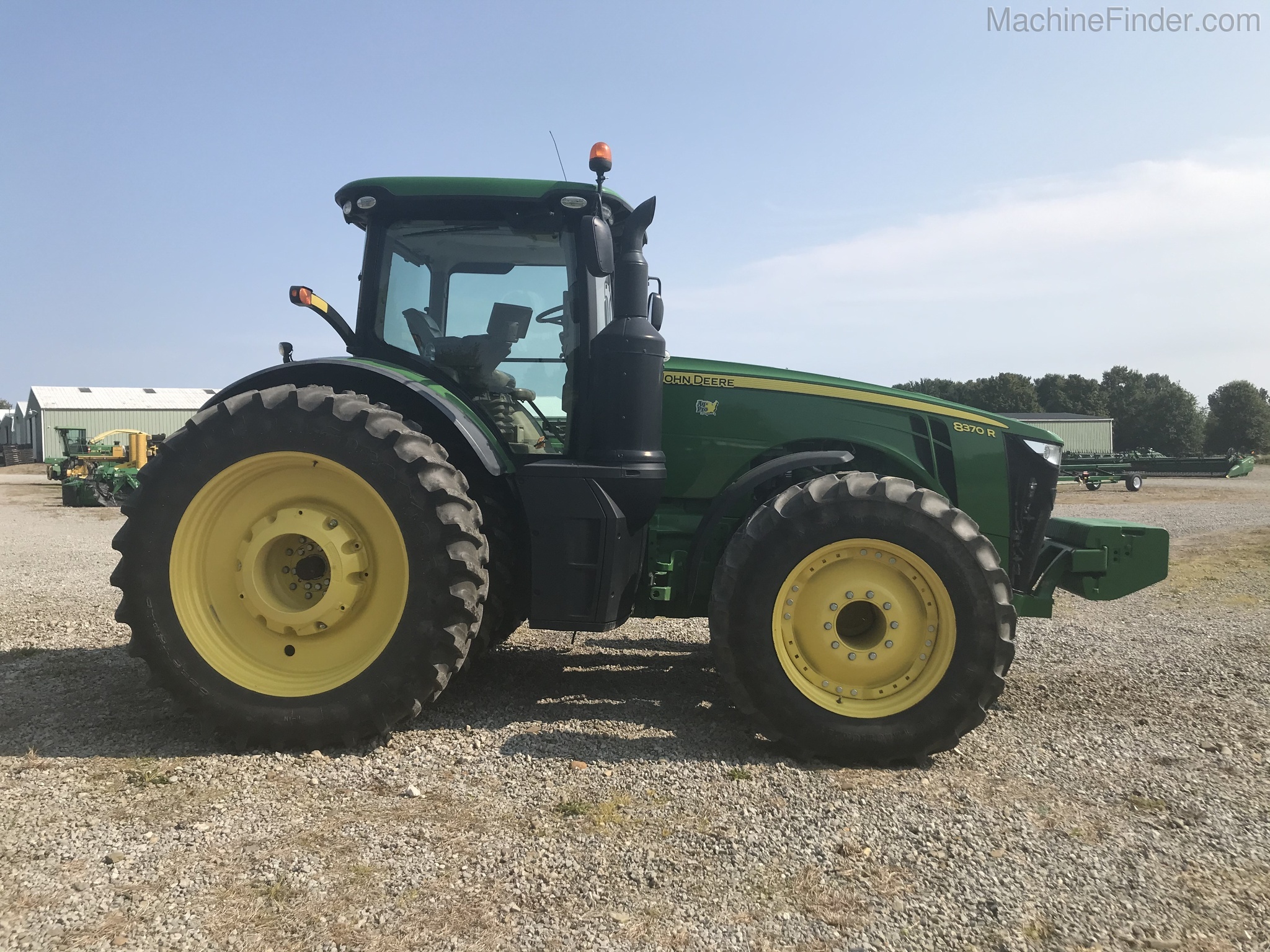 2016 John Deere 8370R Image 5
