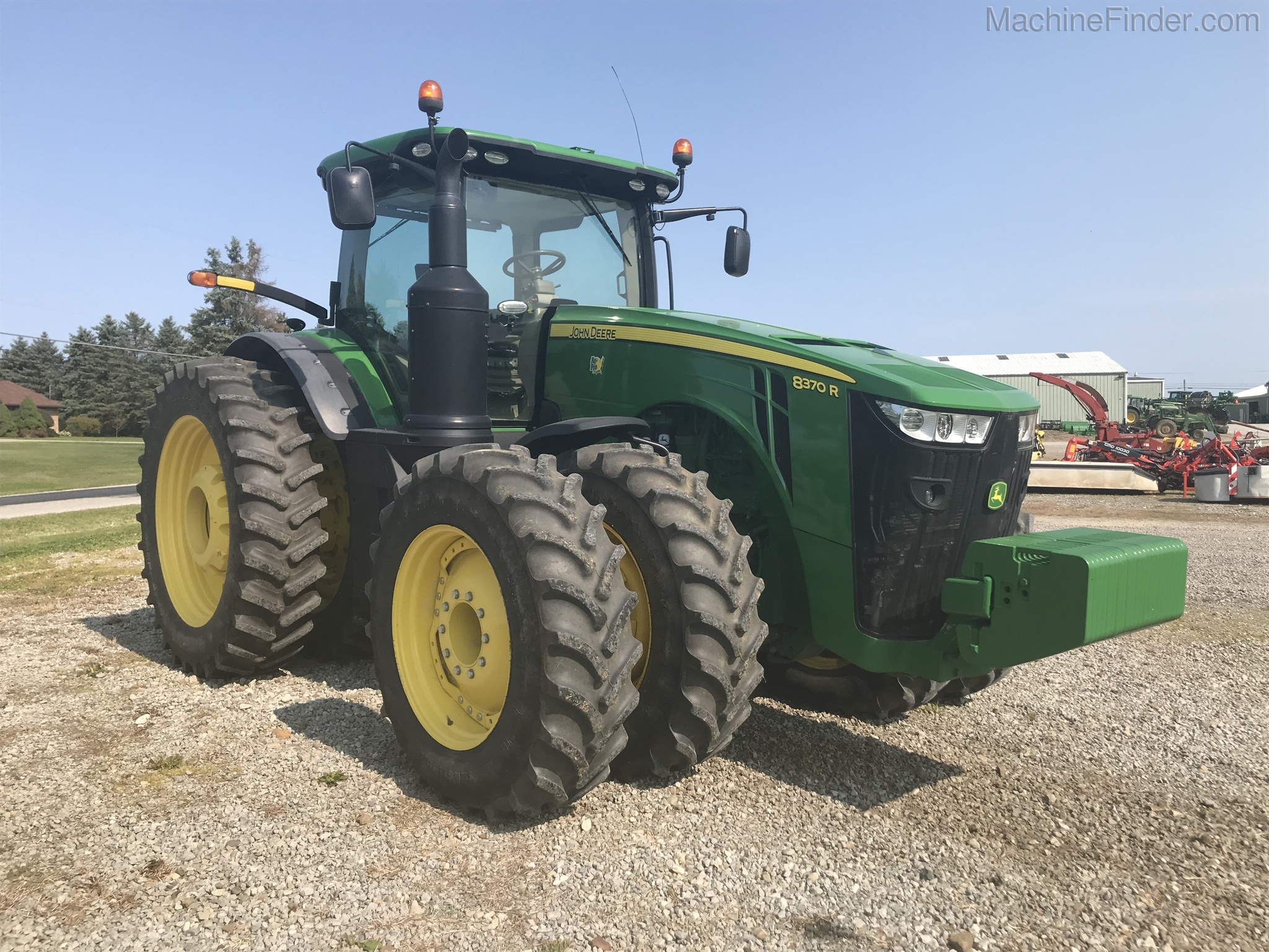 2016 John Deere 8370R Image 6