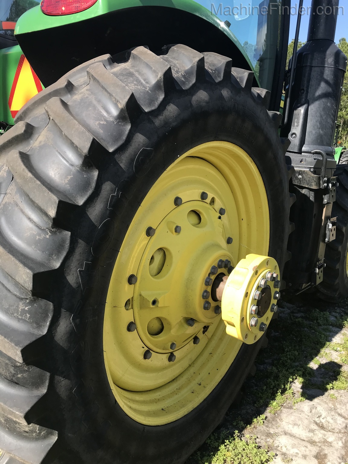 2017 John Deere 8270R Image 7