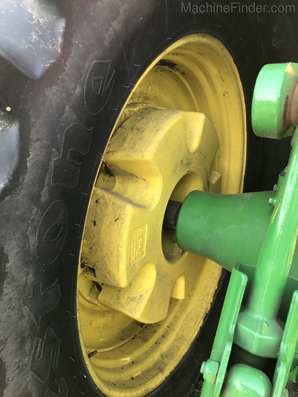 2017 John Deere 8270R Image 6