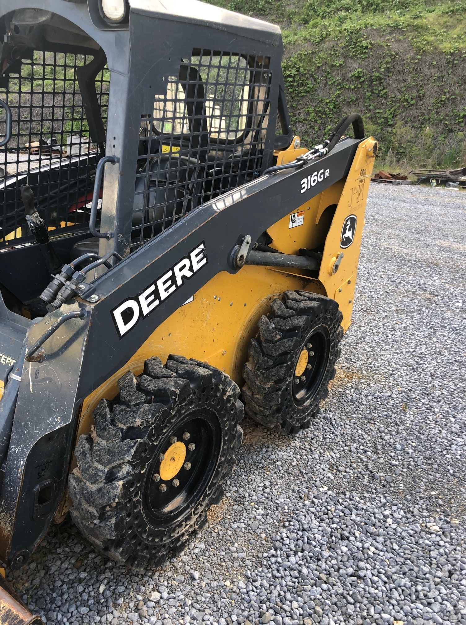 2016 John Deere 316GR Image 2