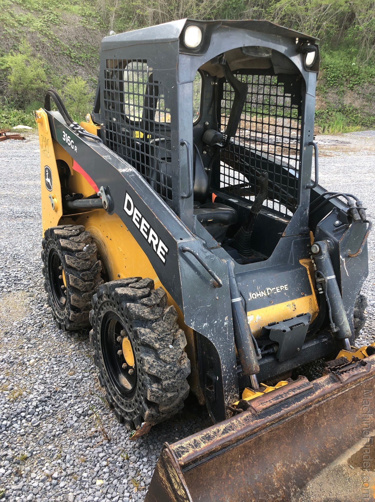 2016 John Deere 316GR Image 1