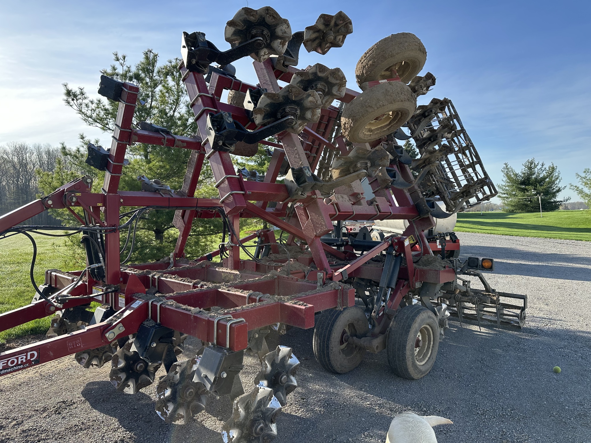 2012 Salford 570 Image 1