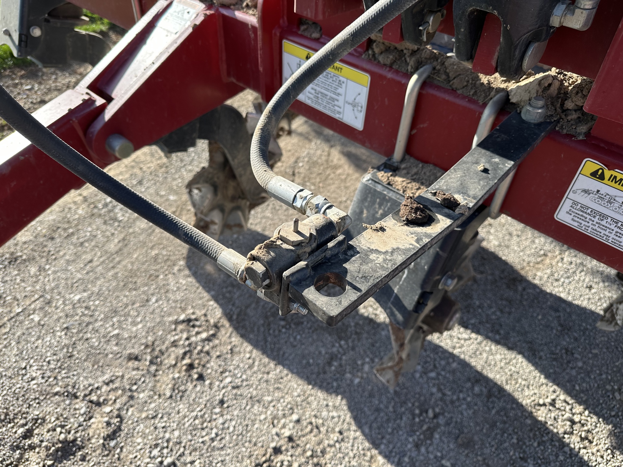 2012 Salford 570 Image 4