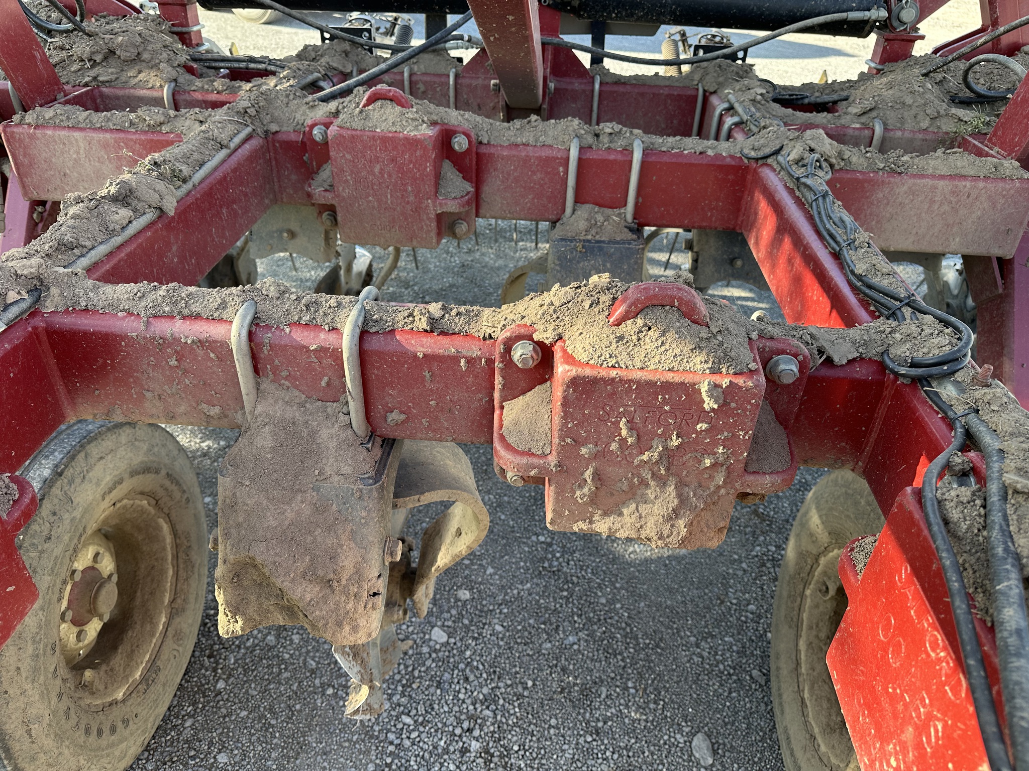 2012 Salford 570 Image 2