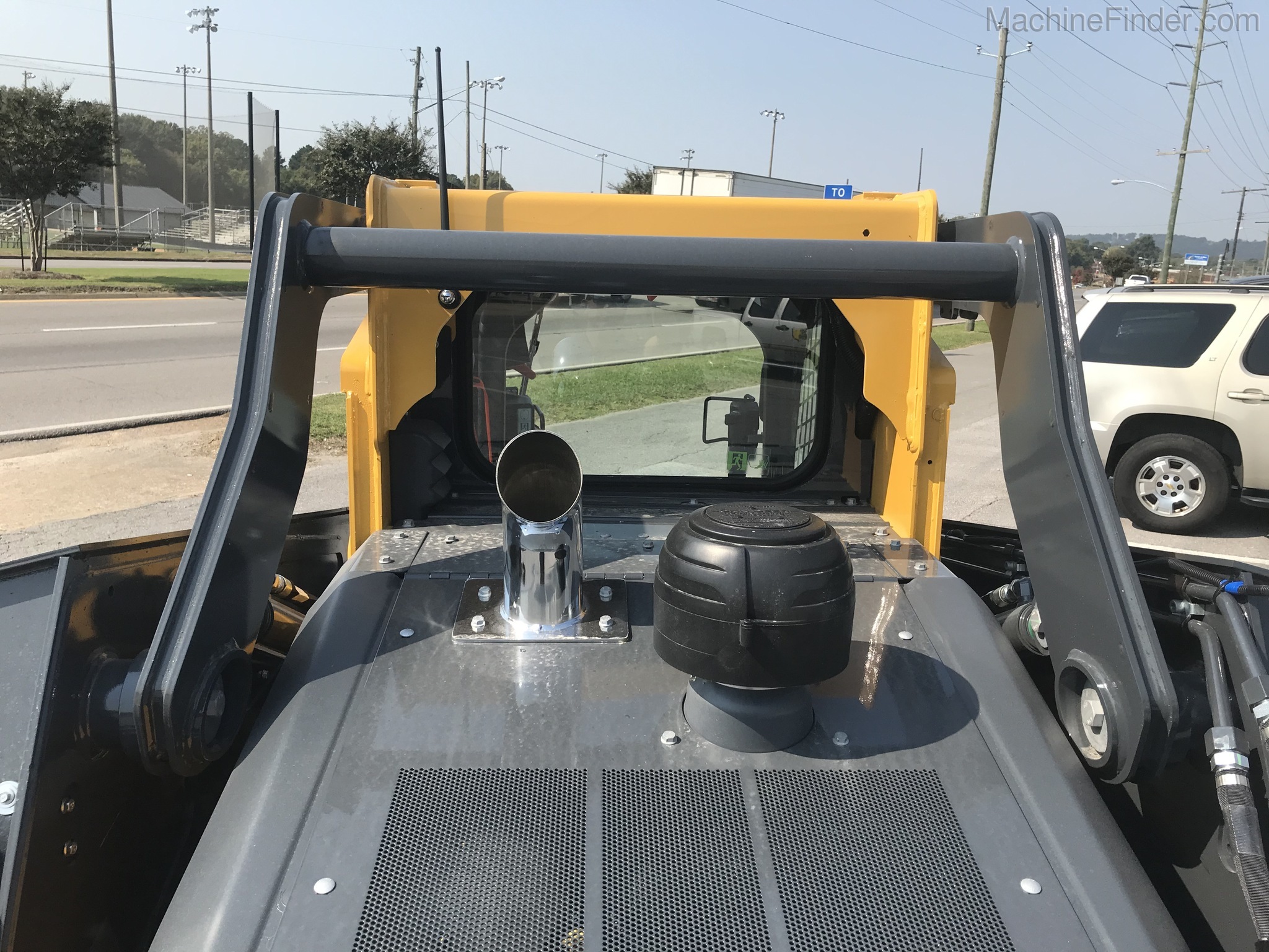 2020 John Deere 333G Image 6