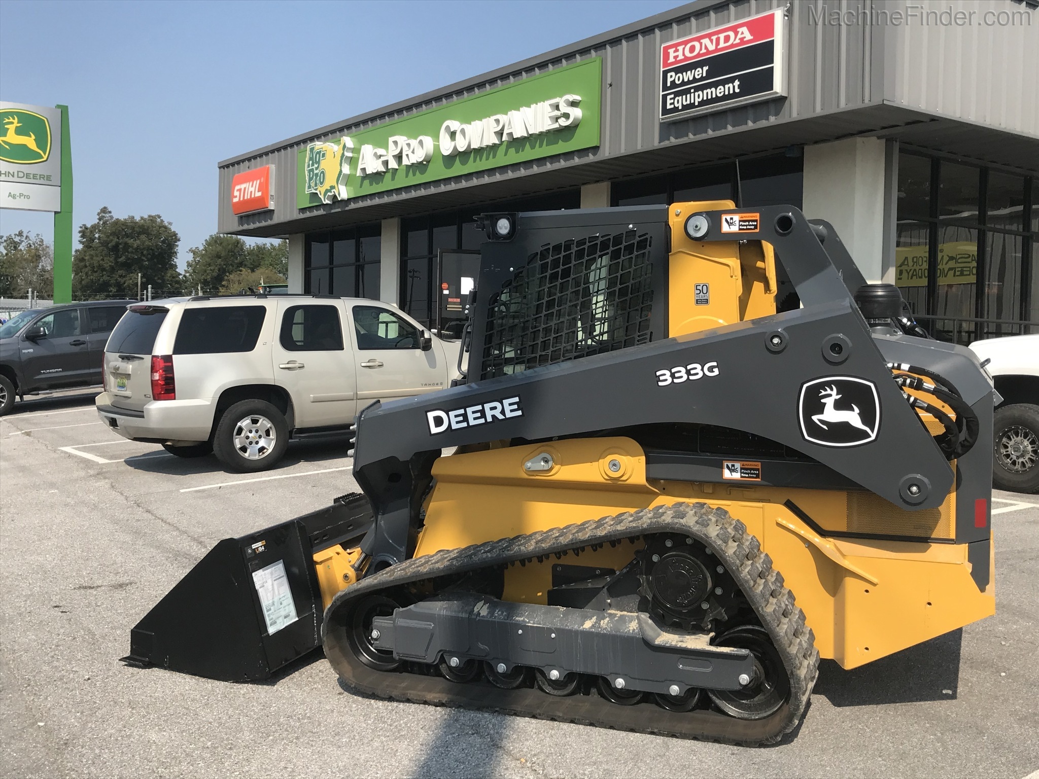 2020 John Deere 333G Image 1