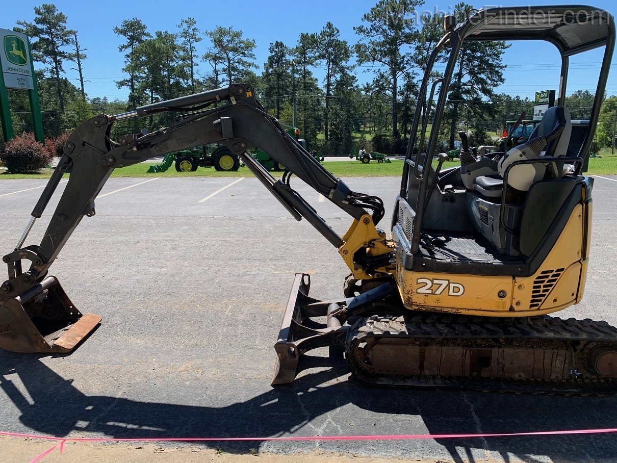 2015 John Deere 27D Image 4