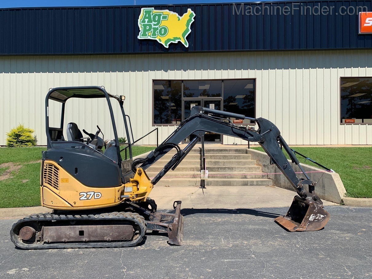 2015 John Deere 27D Image 2