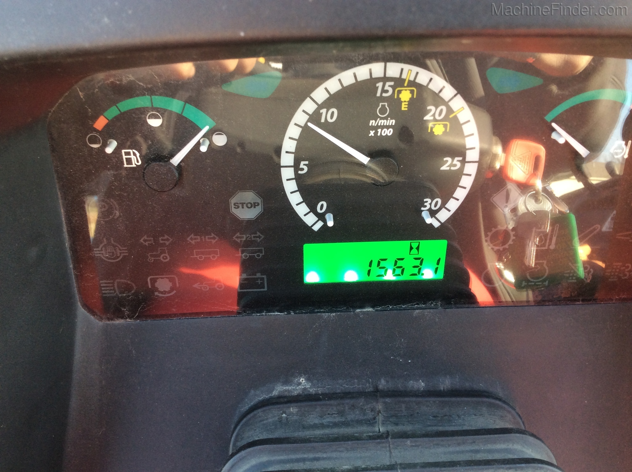 2017 John Deere 5075M Image 11