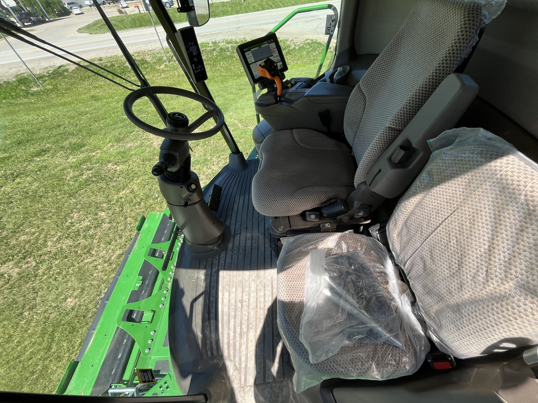 2022 John Deere S770 at Heritage Tractor in Seneca, KS