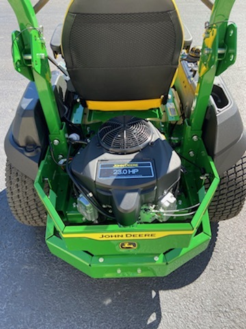 2023 John Deere Z720E Image 6