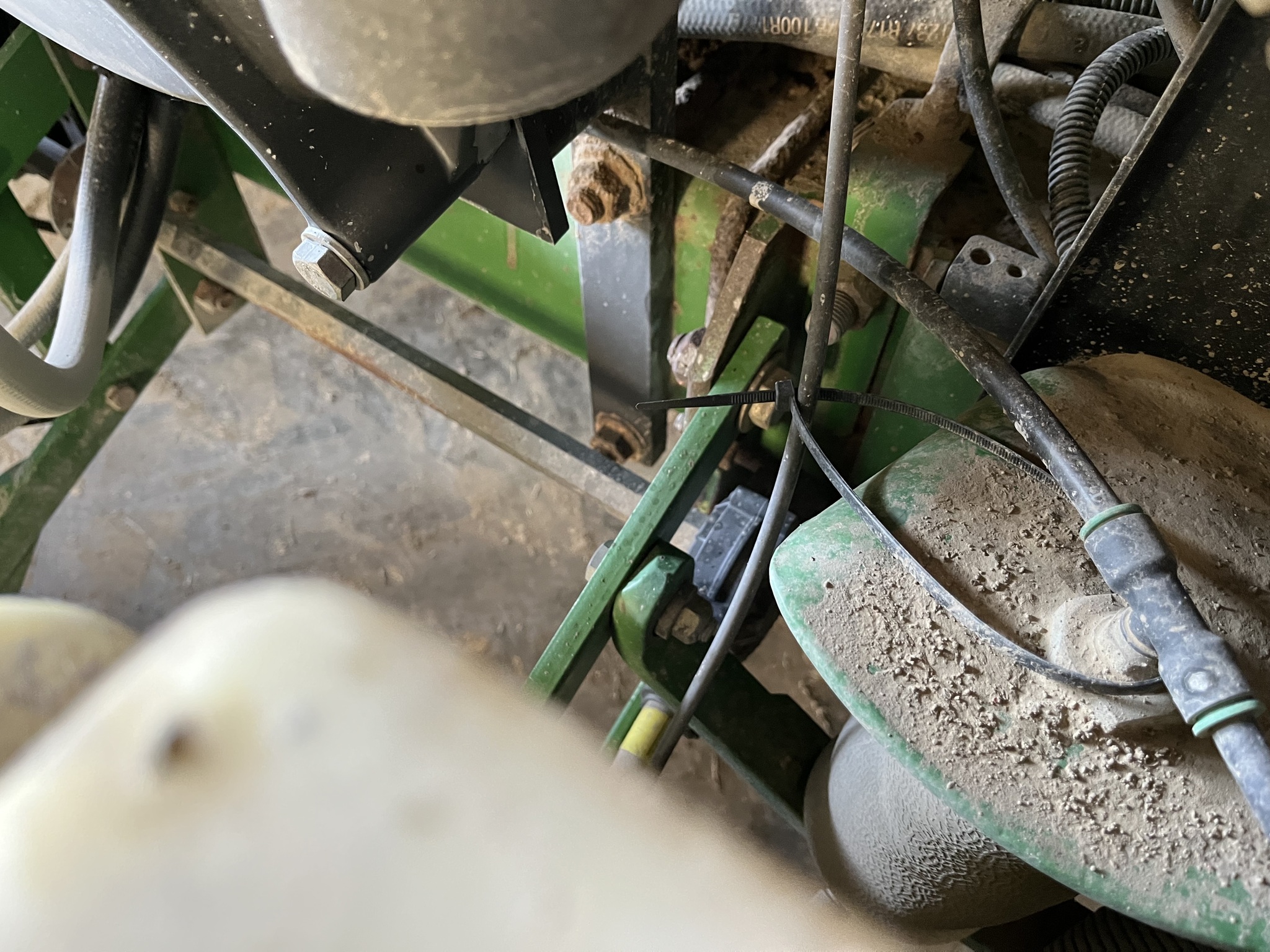 2013 John Deere 1770NT Image 34