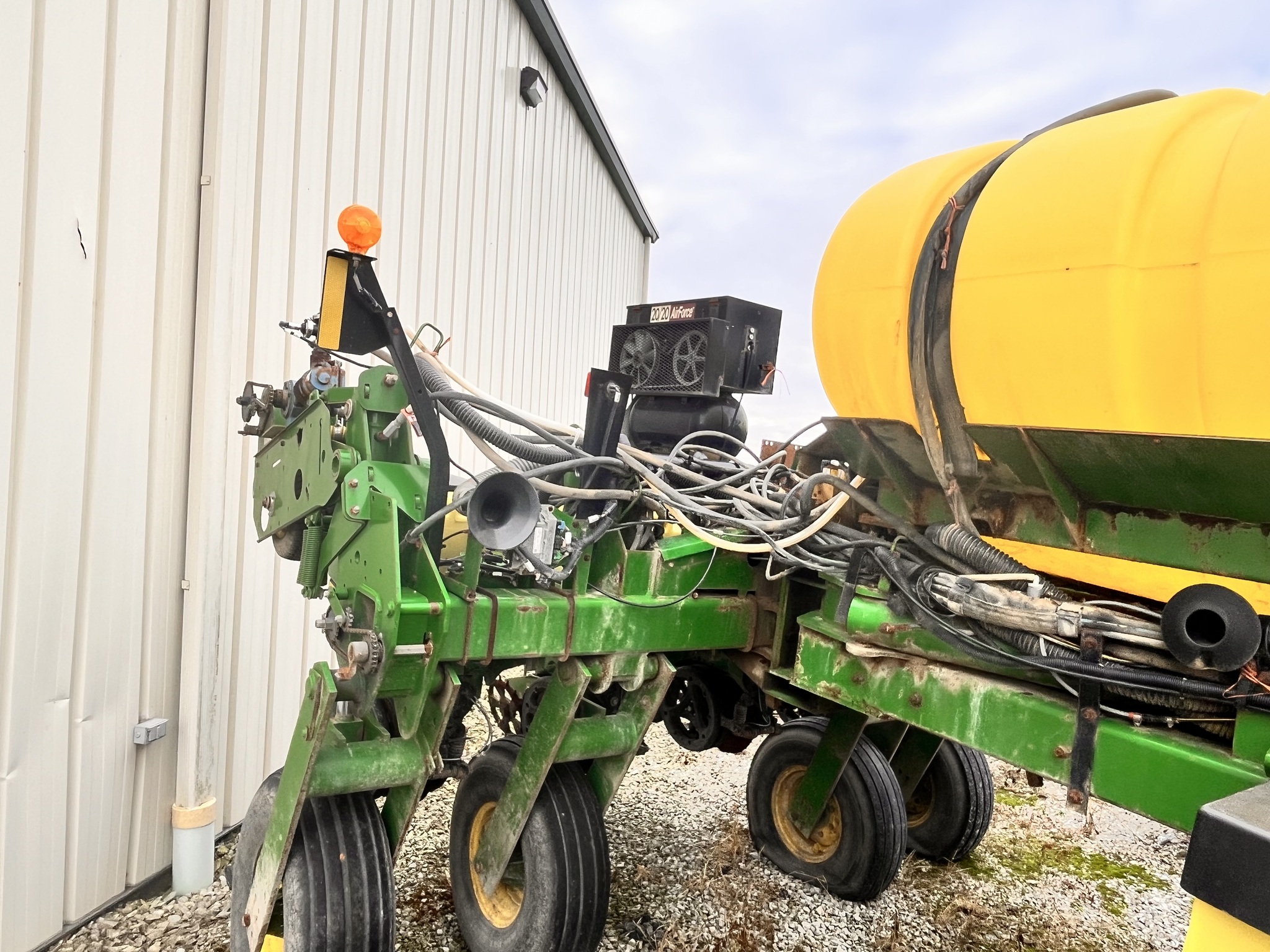 2013 John Deere 1770NT Image 10