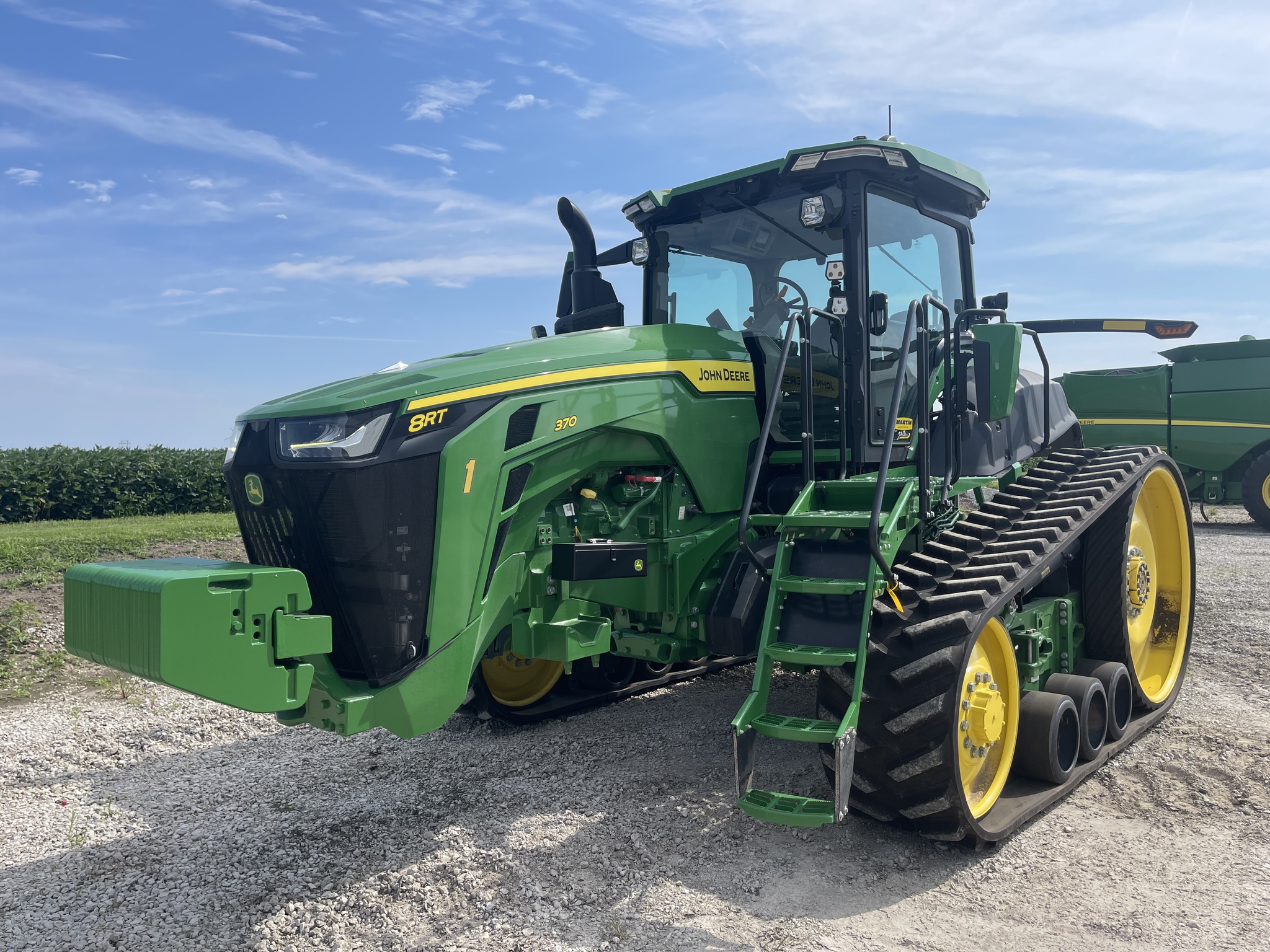  2023 John Deere 8RT 370 at Heritage Tractor in Kewanee, IL