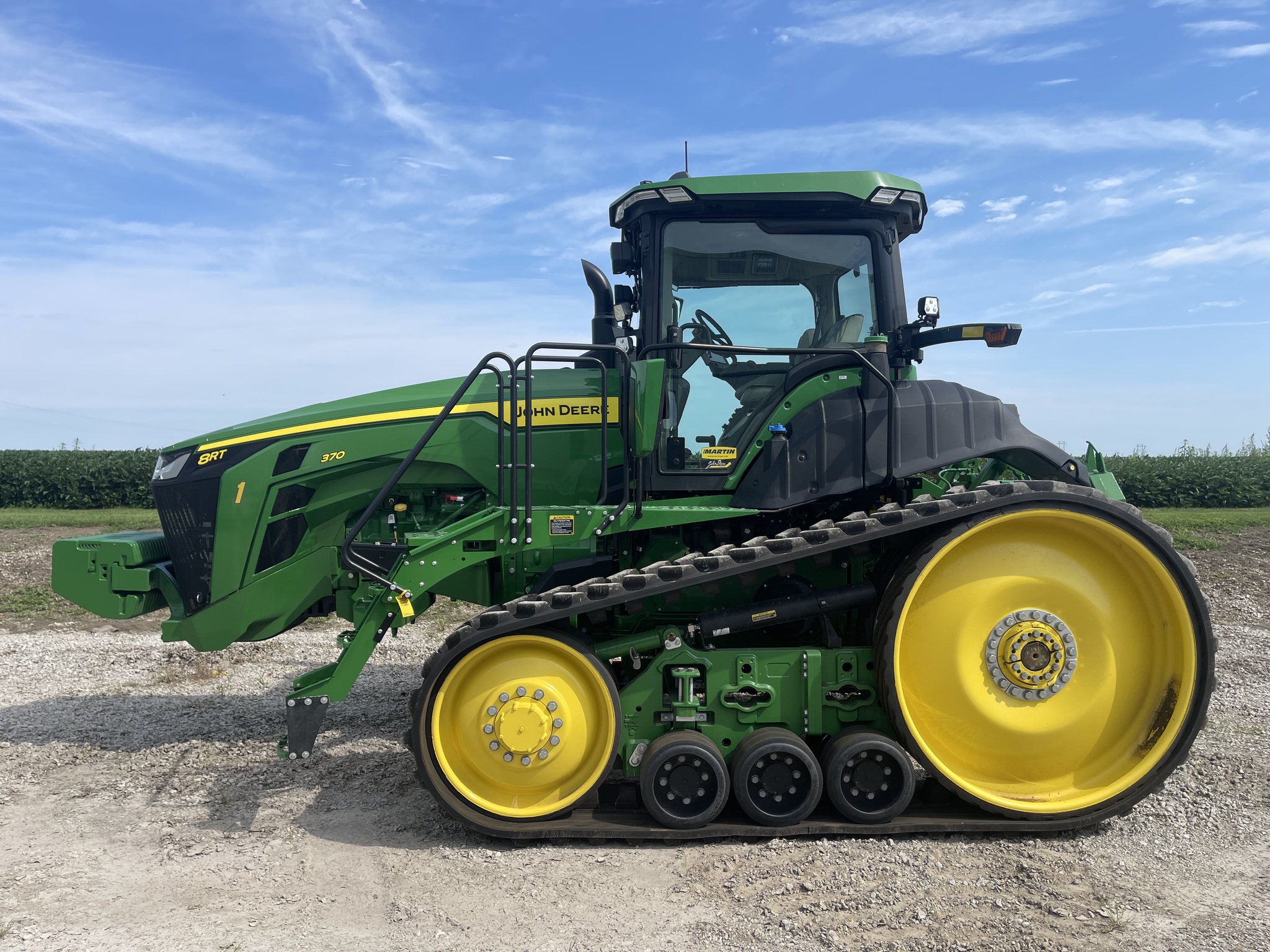  2023 John Deere 8RT 370 at Heritage Tractor in Kewanee, IL