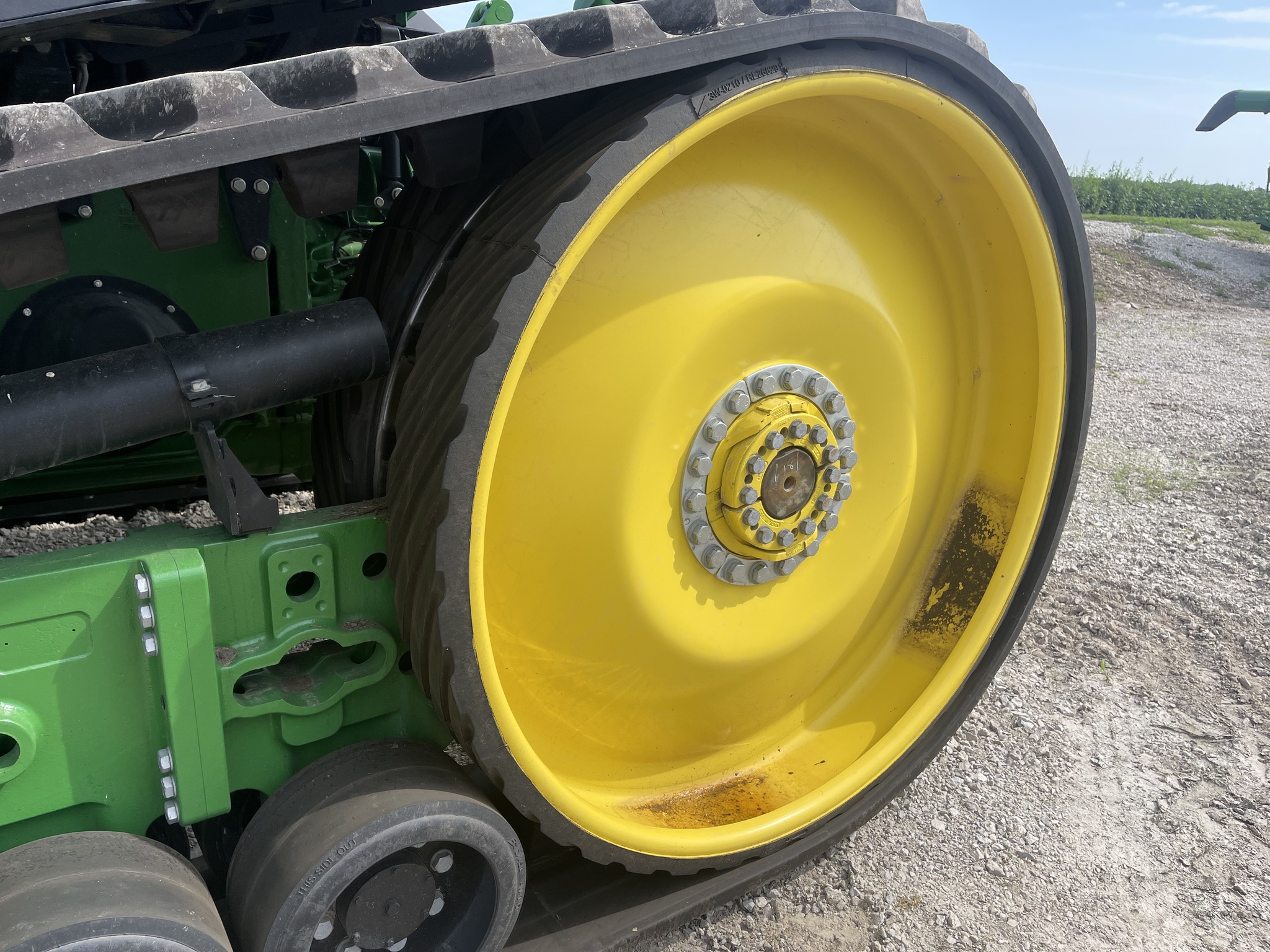  2023 John Deere 8RT 370 at Heritage Tractor in Kewanee, IL