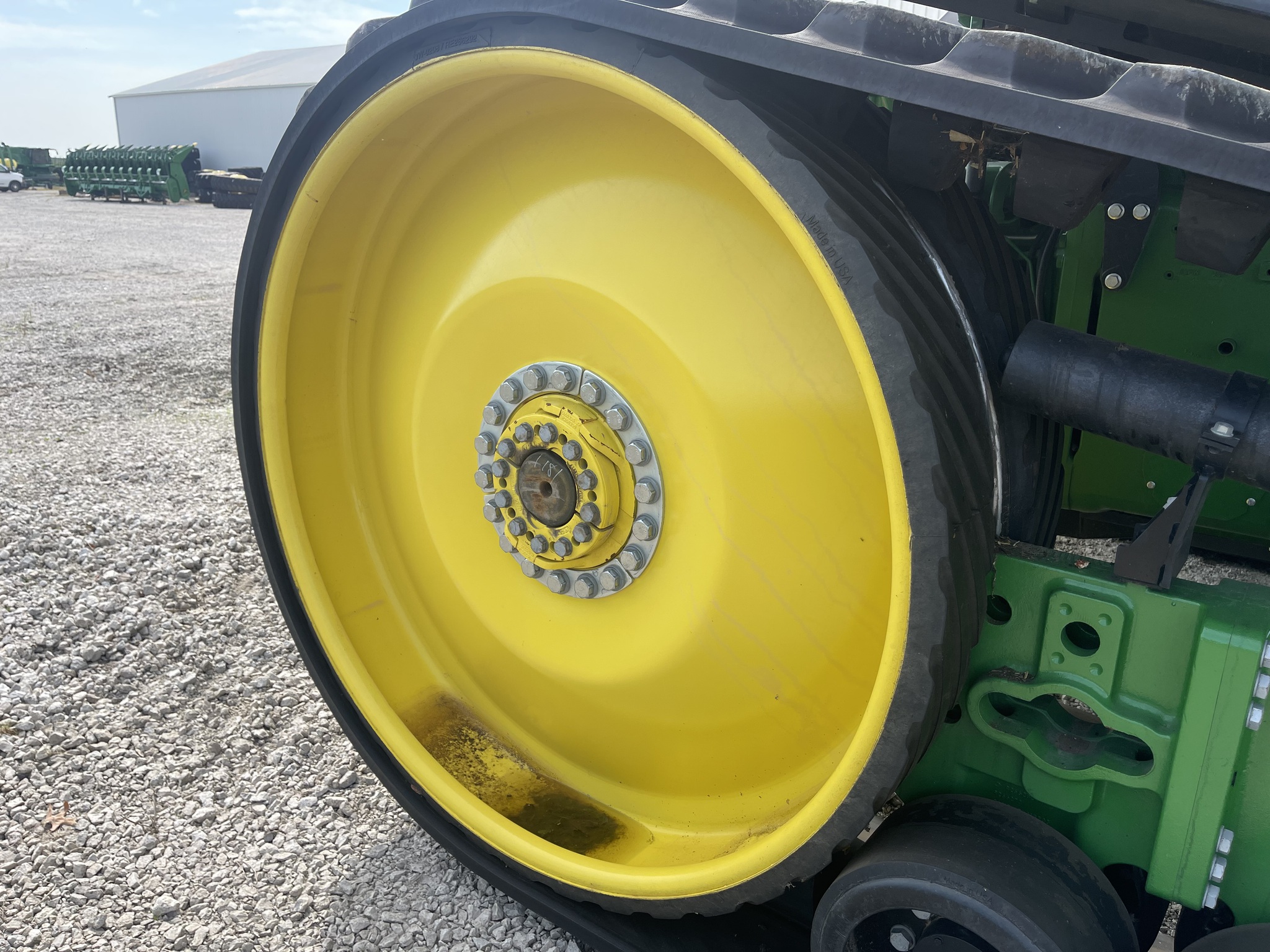  2023 John Deere 8RT 370 at Heritage Tractor in Kewanee, IL