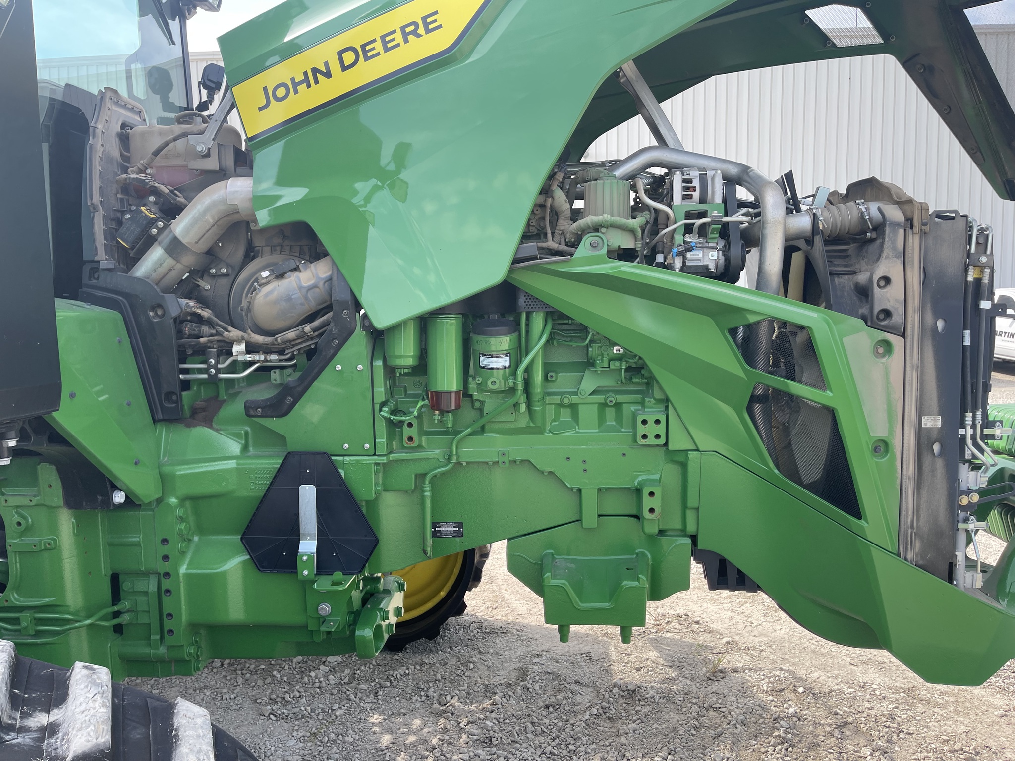  2023 John Deere 8RT 370 at Heritage Tractor in Kewanee, IL