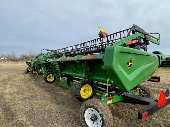 Used 2023 John Deere HD50R Combine Platforms at Horizon Ag & Turf in Falher, AB - Photo4
