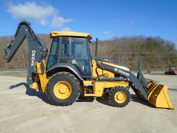 Photo of a 2024 John Deere 310G