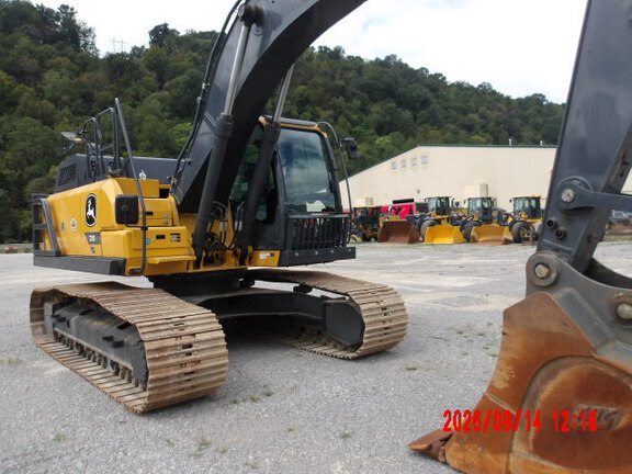 2024 John Deere 210 P