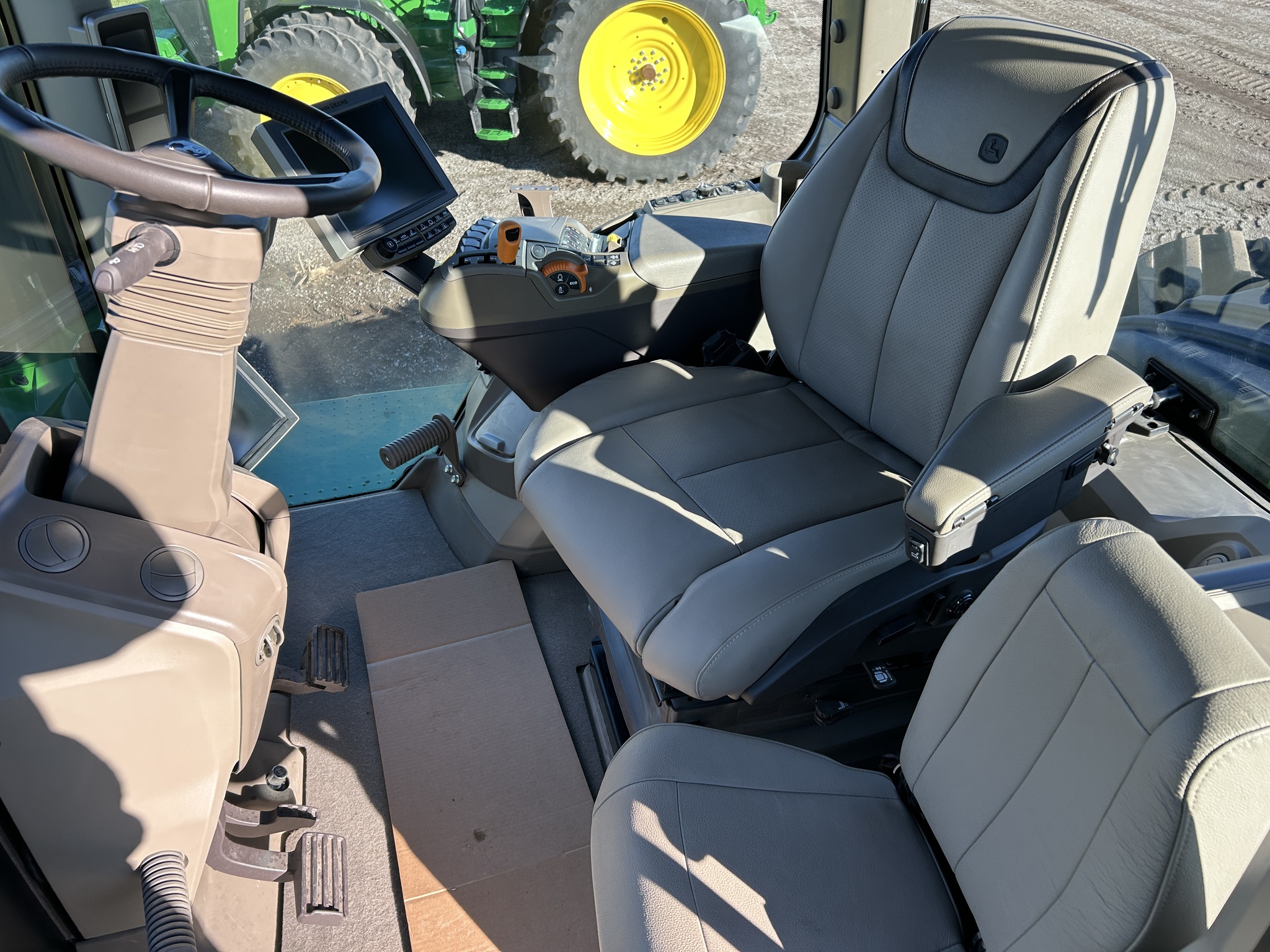  2022 John Deere 9RX 590 at Heritage Tractor in Baldwin City, KS