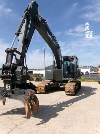 2024 John Deere 210 P
