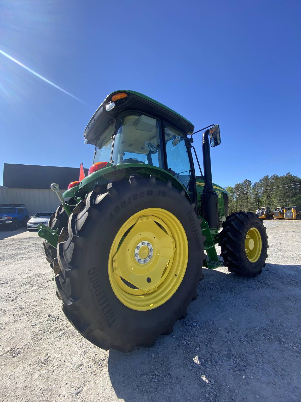 2023 John Deere 6120E Image 6