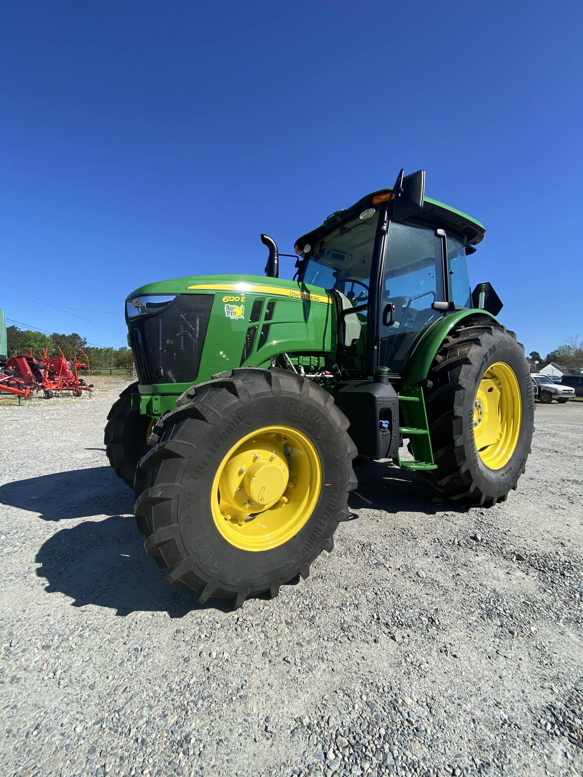 2023 John Deere 6120E Image 7