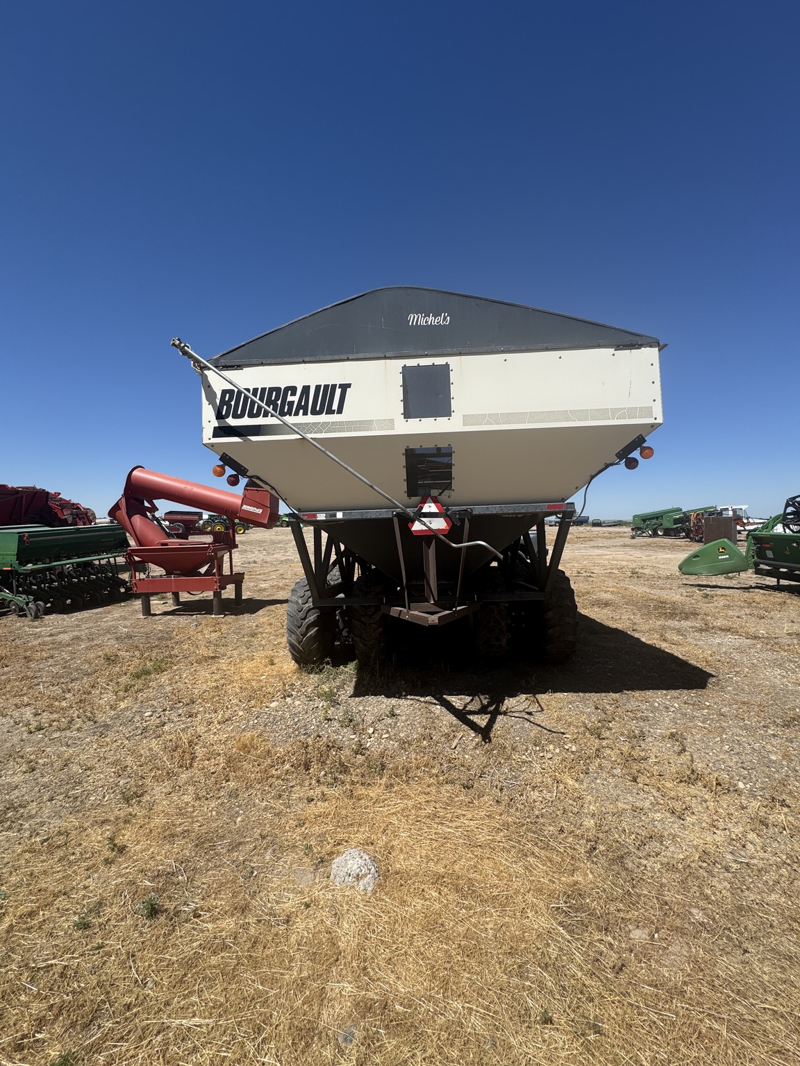 2003 Bourgault 1100 Image 23