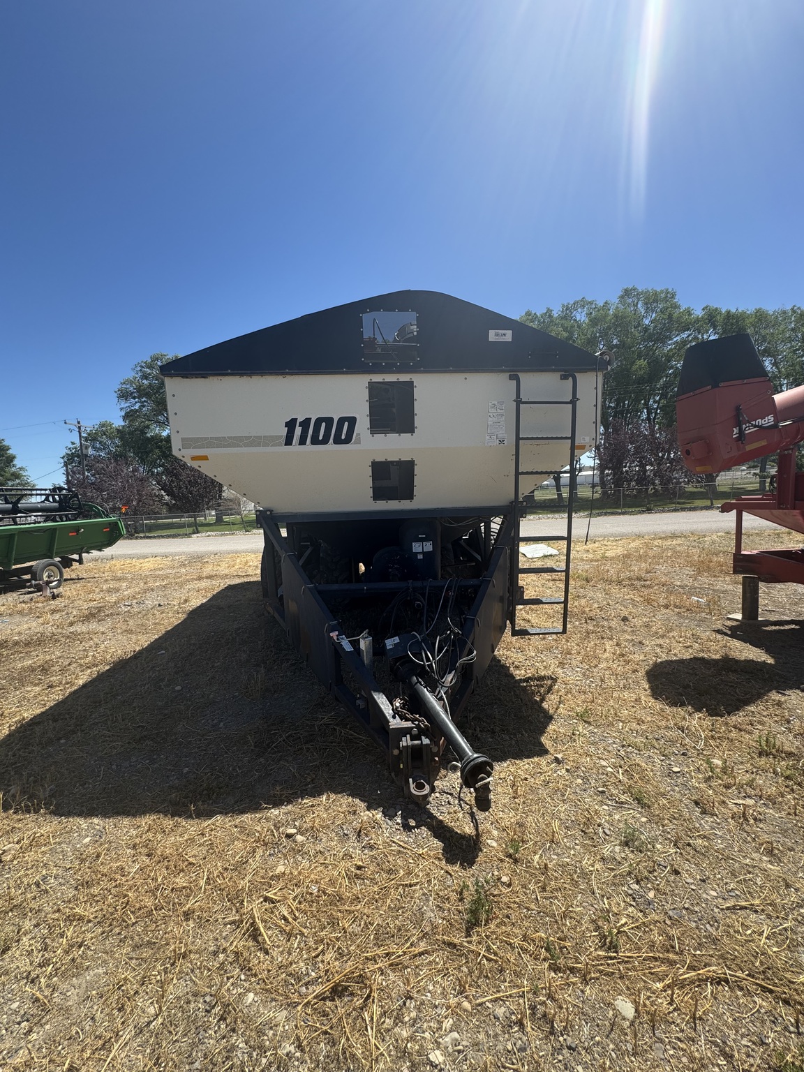 2003 Bourgault 1100 Image 18