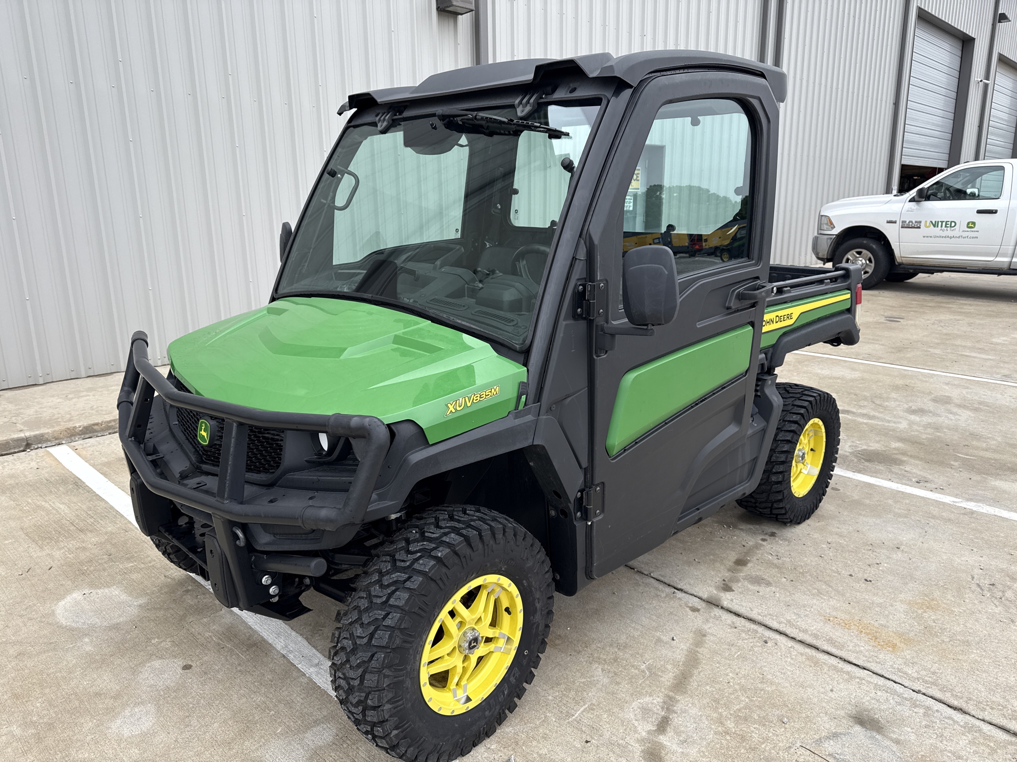 2023 John Deere XUV 835M Image 5