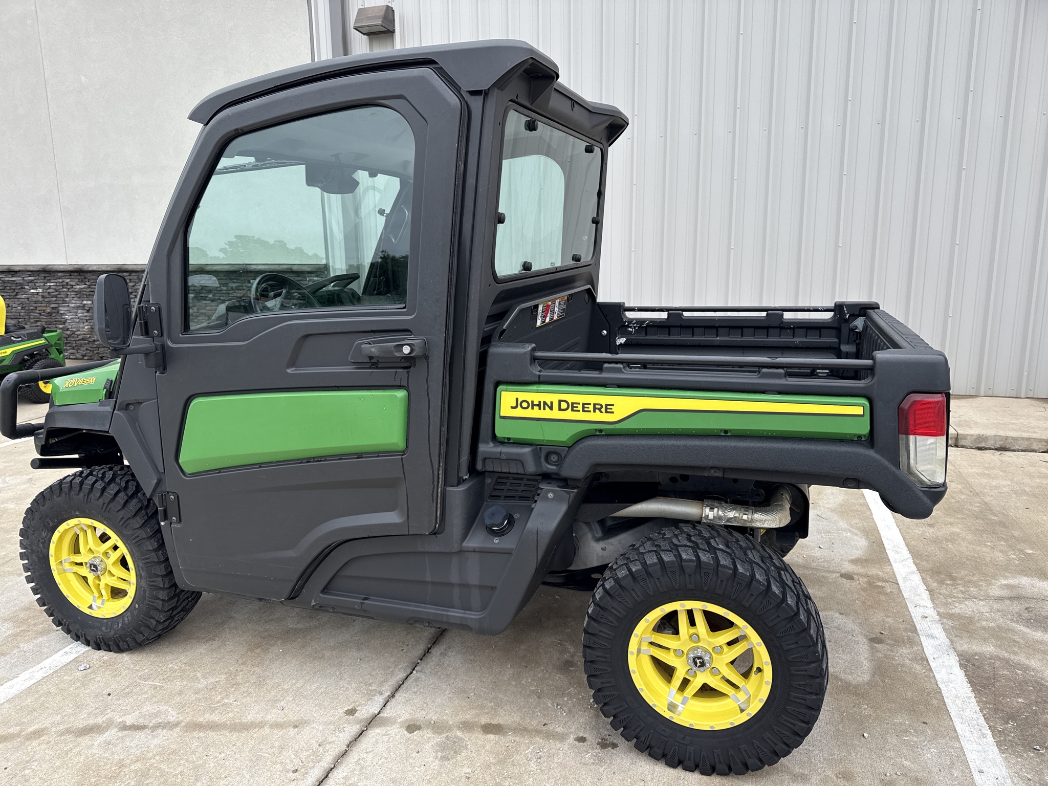 2023 John Deere XUV 835M Image 7