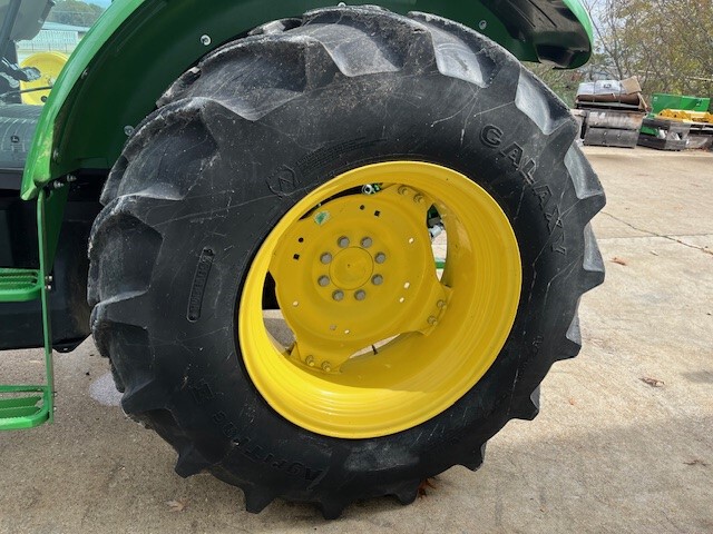  2022 John Deere 5090E at Heritage Tractor in West Plains, MO