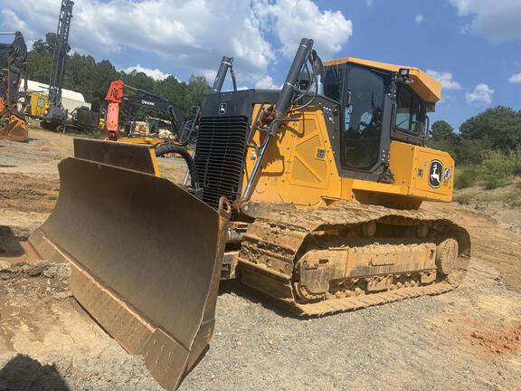 Photo of 2023 John Deere 850L
