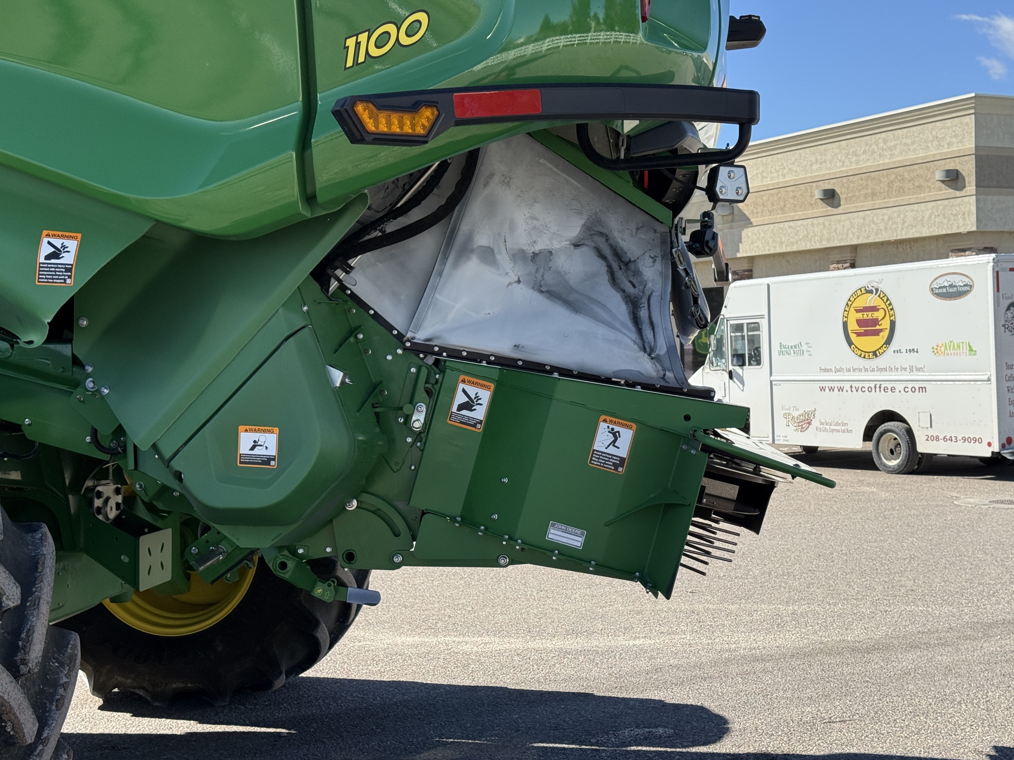 2023 John Deere X9 1100 Image 24