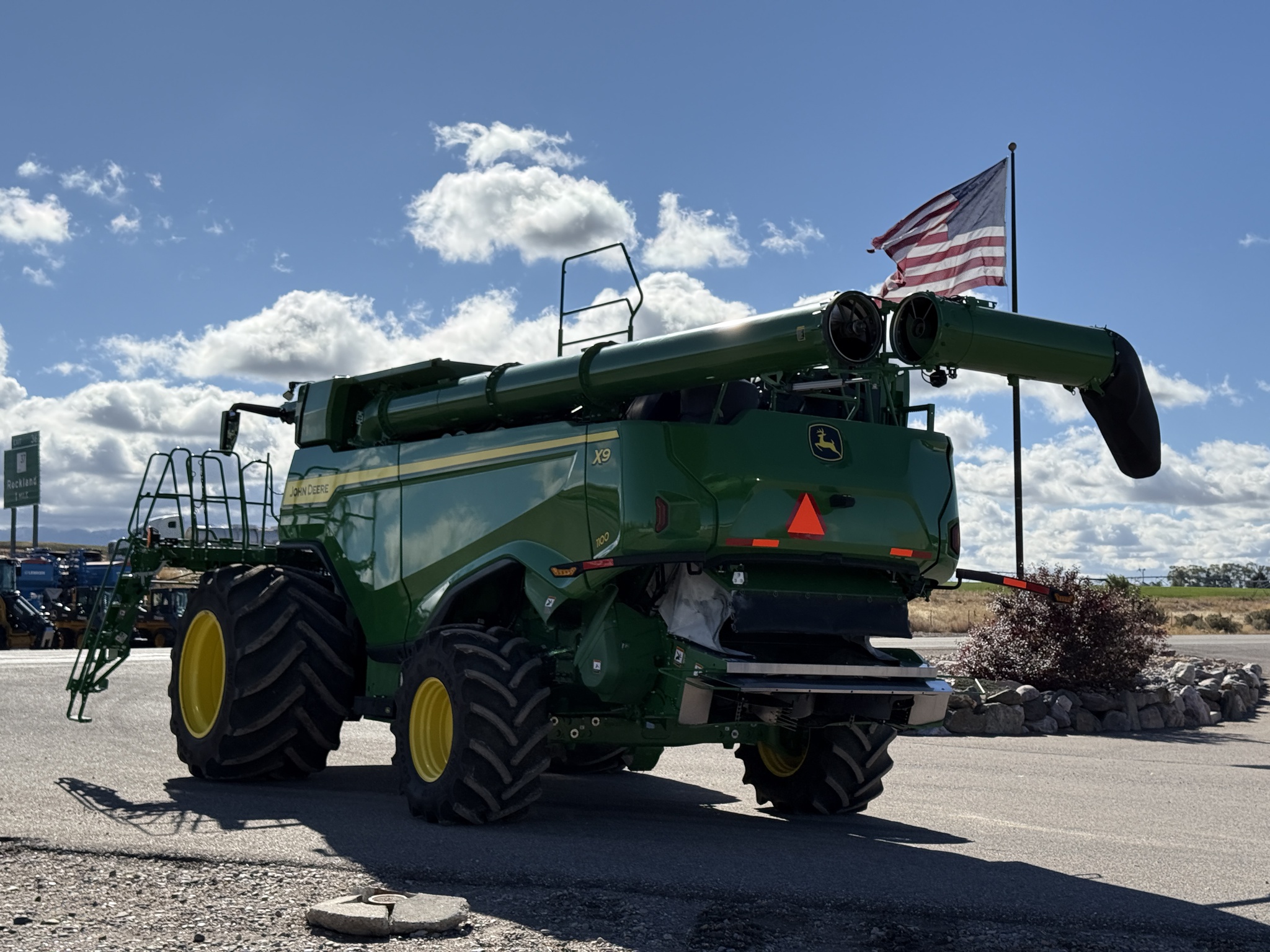 2023 John Deere X9 1100 Image 3
