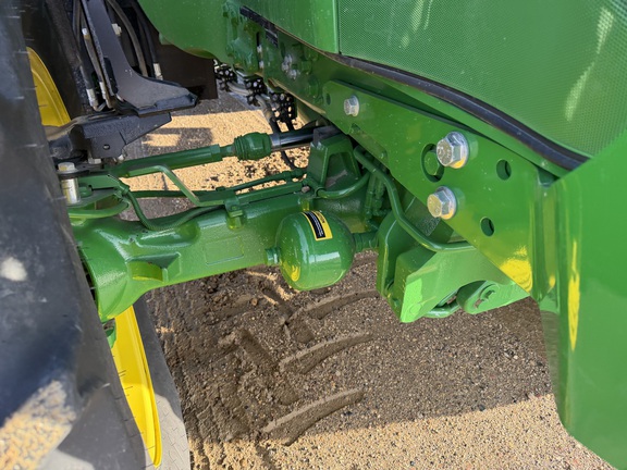 2023 John Deere 6R 165 - Photo13