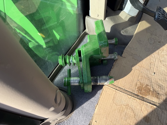 2023 John Deere 6R 165 - Photo31