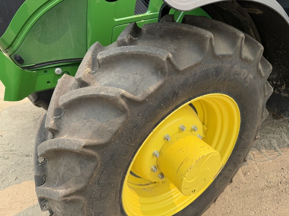 2023 John Deere 6R 165 - Photo10