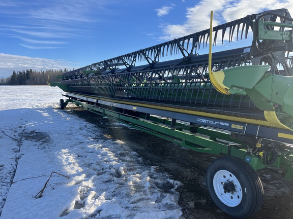 Used 2024 John Deere HD50R Combine Platforms at Horizon Ag & Turf in High Prairie, AB - Photo12
