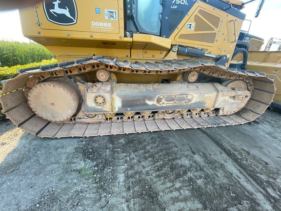 2024 John Deere 750L